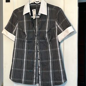 New with tags express design studio short sleeve button up size large